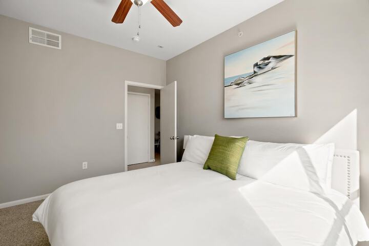 Plano Dreamy 1BD 1BA Apartment in Plano, TX