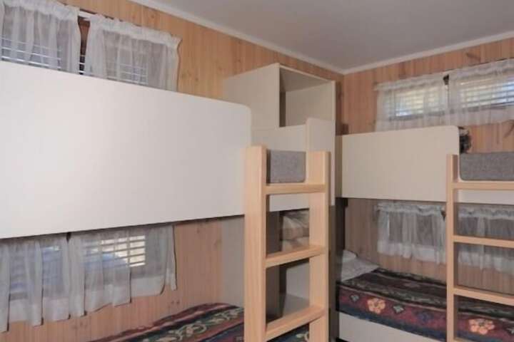 Room 11 of 91