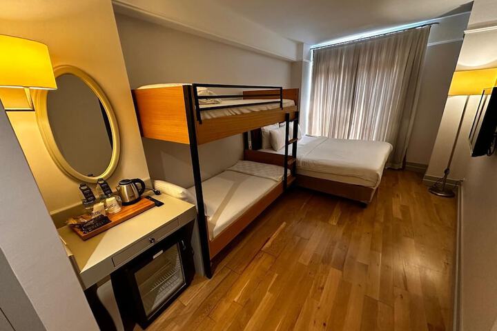 Room 15 of 70