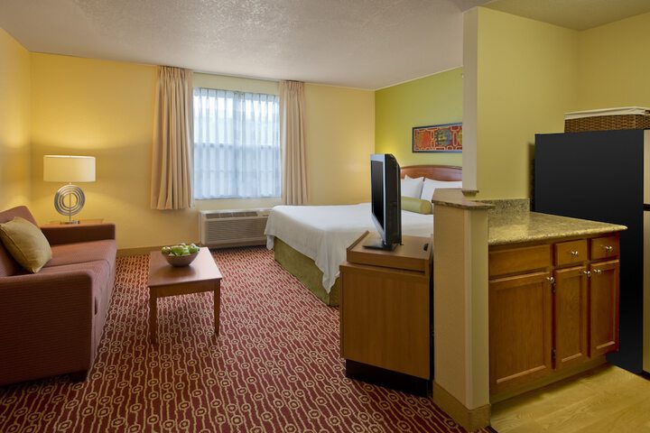 Room 6 of 31