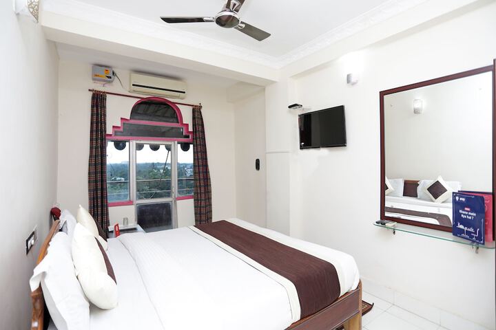 Room 16 of 24