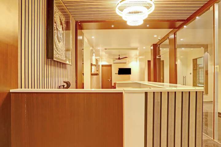 Hotel Interior 4 of 32