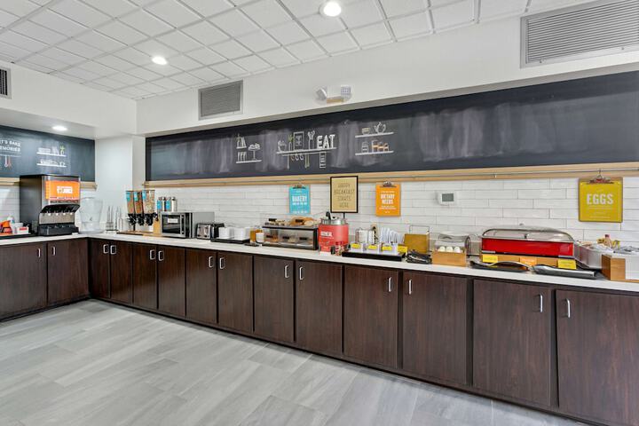 Breakfast area