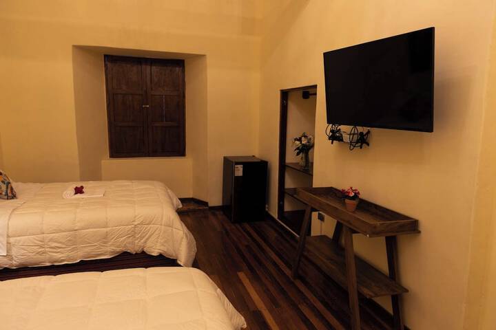 Room 49 of 80