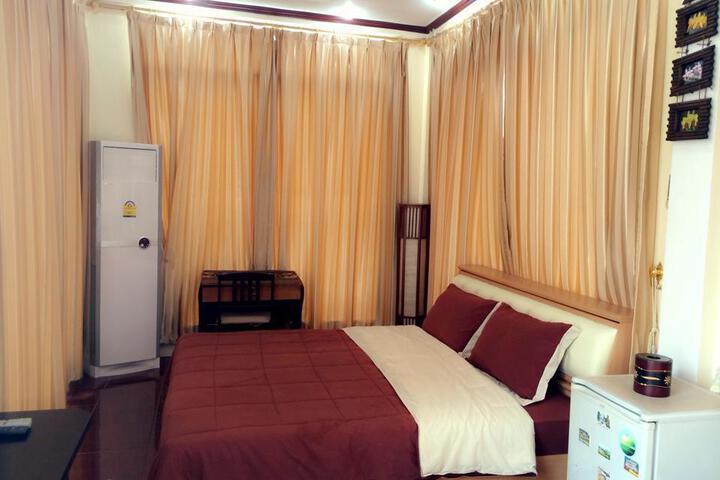 Room 5 of 5