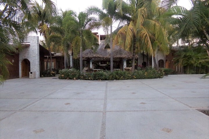 Exterior of Hotel Casa del Lirio Diamante