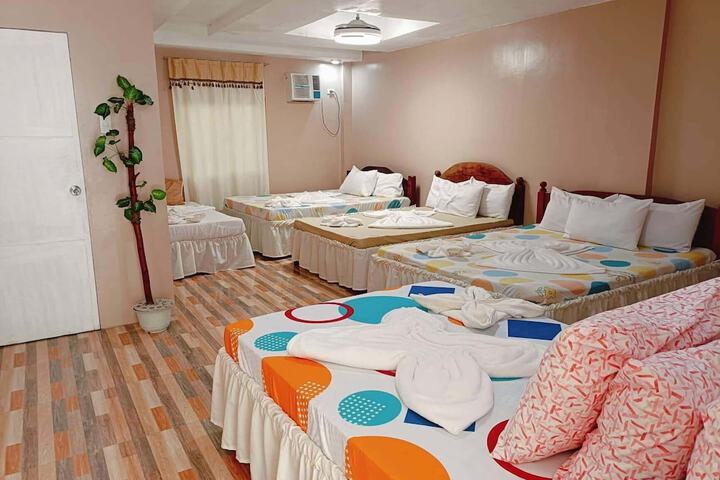 Room 34 of 85