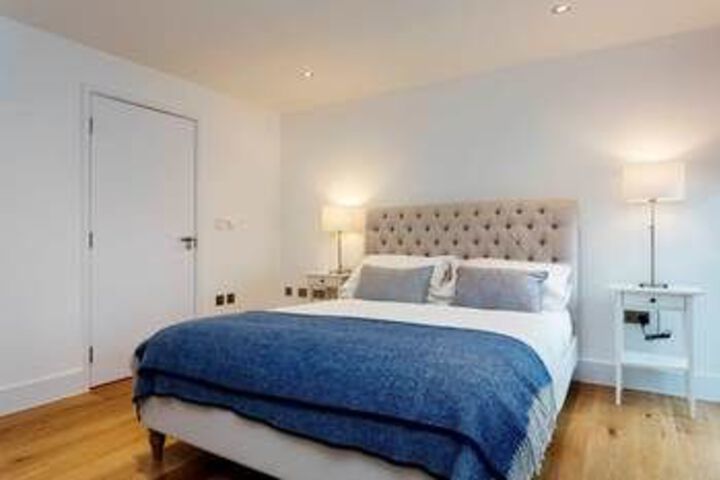 Room 15 of 21