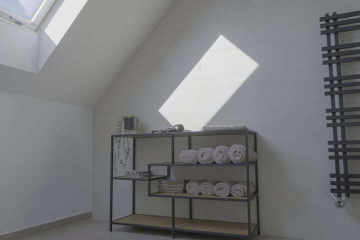 Room 17 of 59