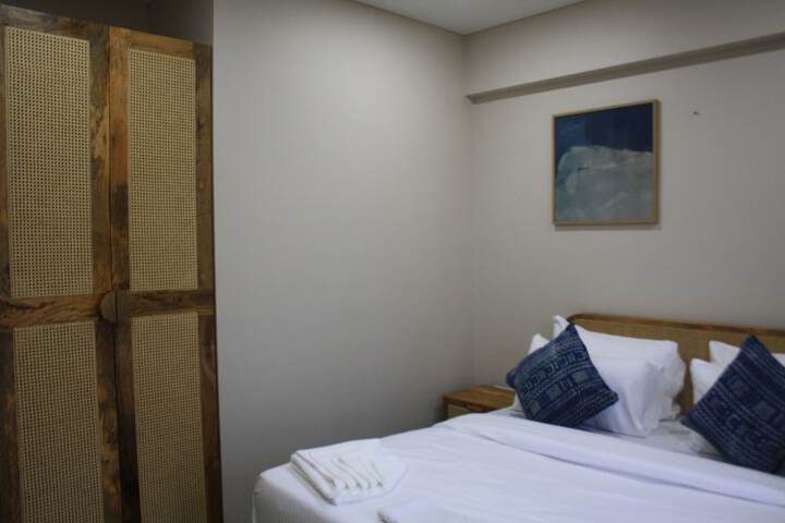 Room 27 of 57