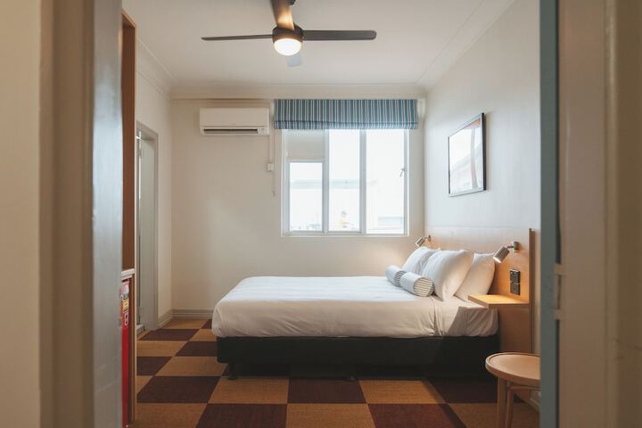 Room 13 of 123