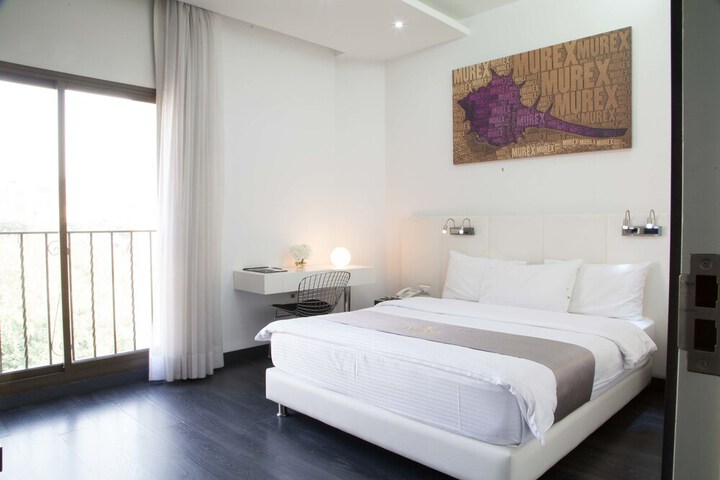 Room 18 of 54