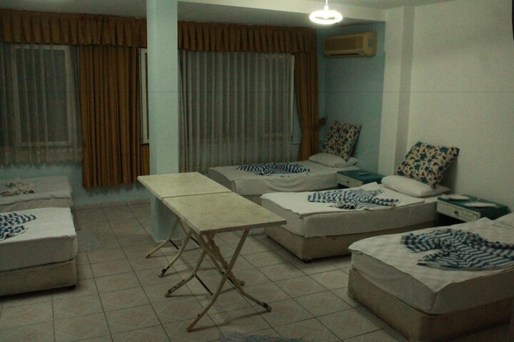 Room 50 of 105