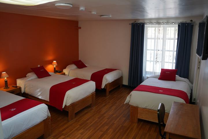 Room 33 of 67