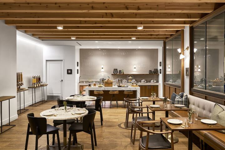 Breakfast area