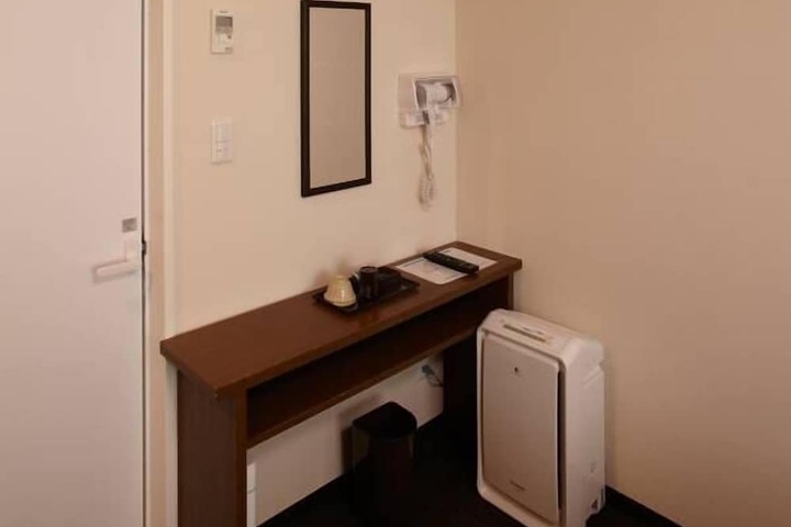 Room amenity