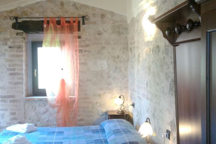 Room 8 of 52