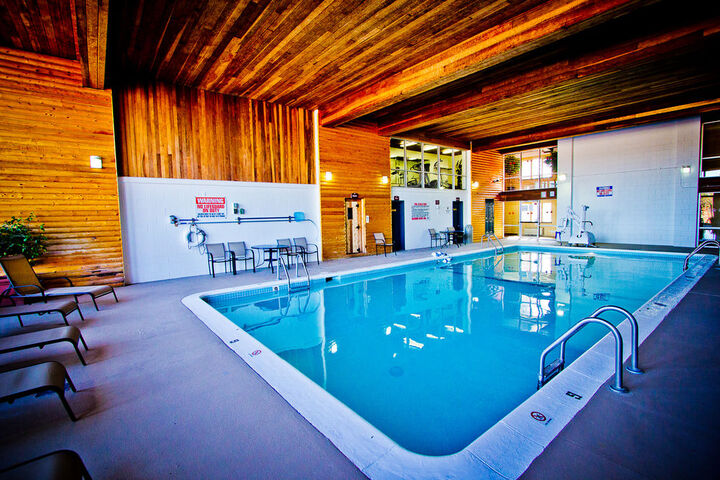 Pool 39 of 48
