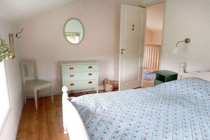 Room 19 of 25