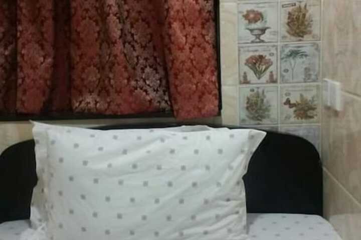 Room 16 of 48