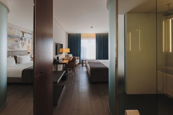 Room 28 of 101
