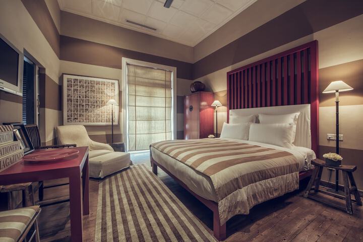 Room 13 of 72