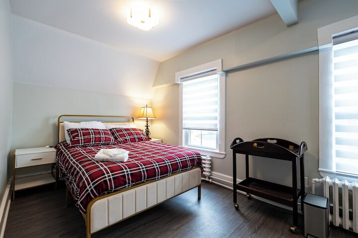 Room 18 of 29