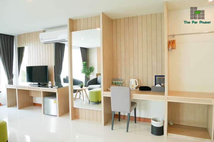 Room 10 of 152