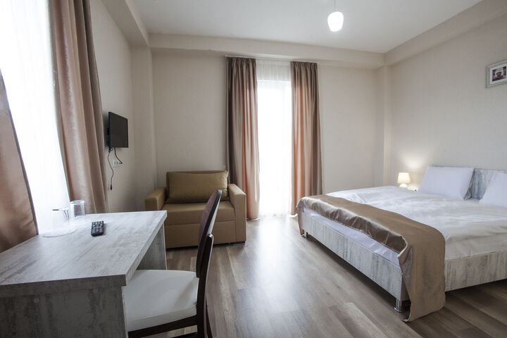 Room 16 of 20