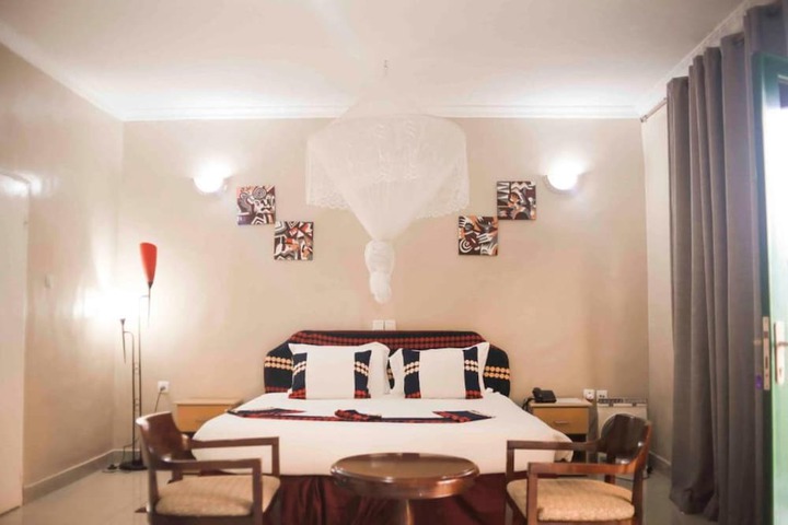 Room 7 of 50