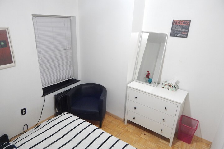 Room 13 of 24