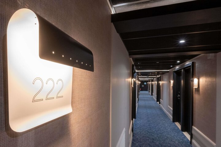 Room 46 of 132