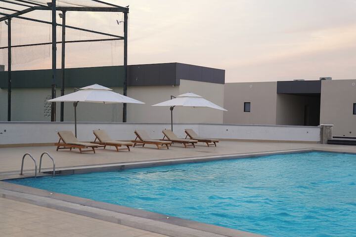 Pool 29 of 37