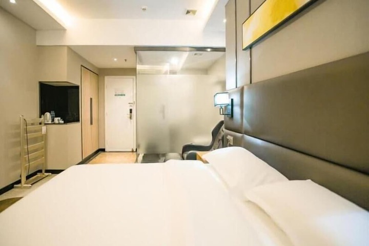 Room 19 of 52