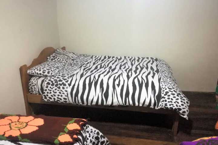 Room 3 of 39