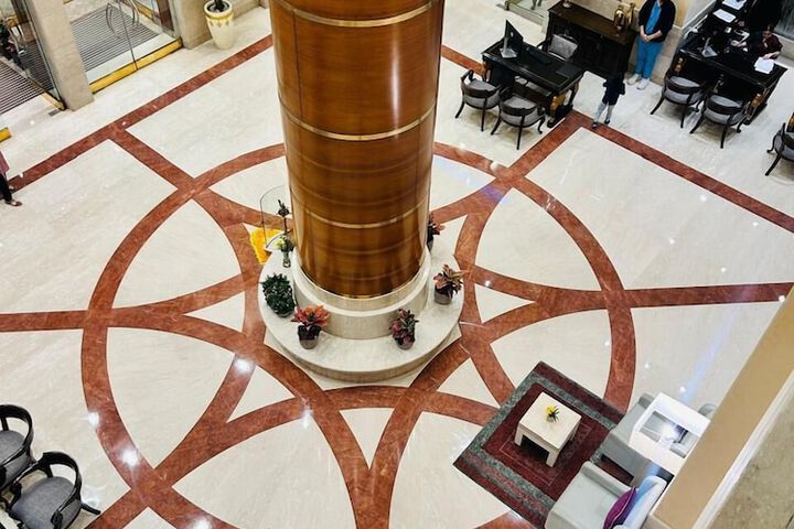 Guest Lobby