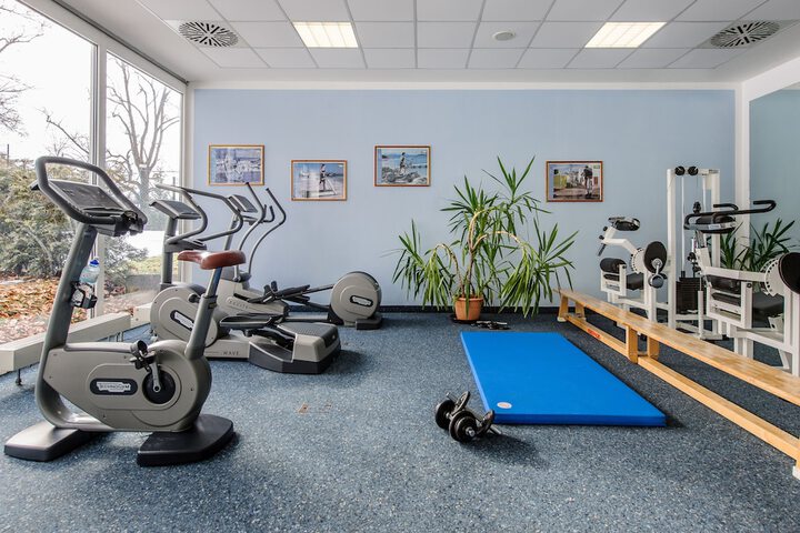 Health and Fitness 33 of 94