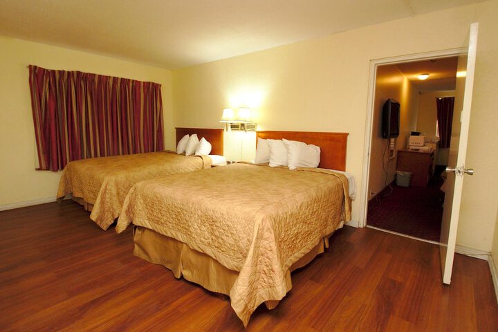 Room 21 of 95