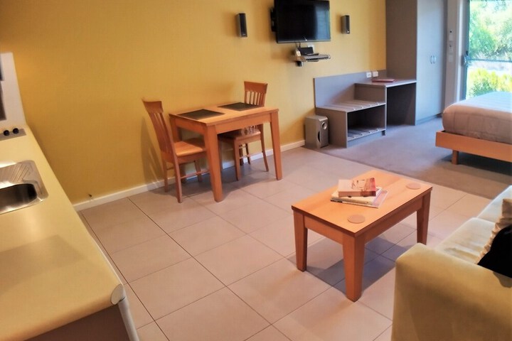 Room 9 of 44