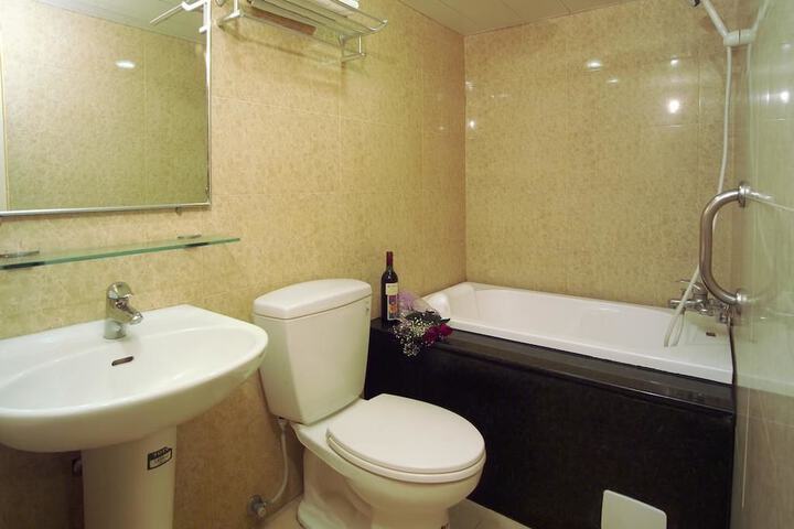 Room 26 of 31