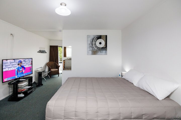 Room 48 of 63