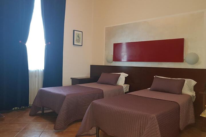 Room 11 of 35