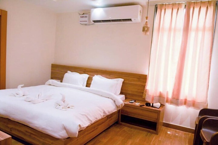 Room 11 of 55