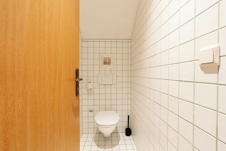 Room 62 of 112
