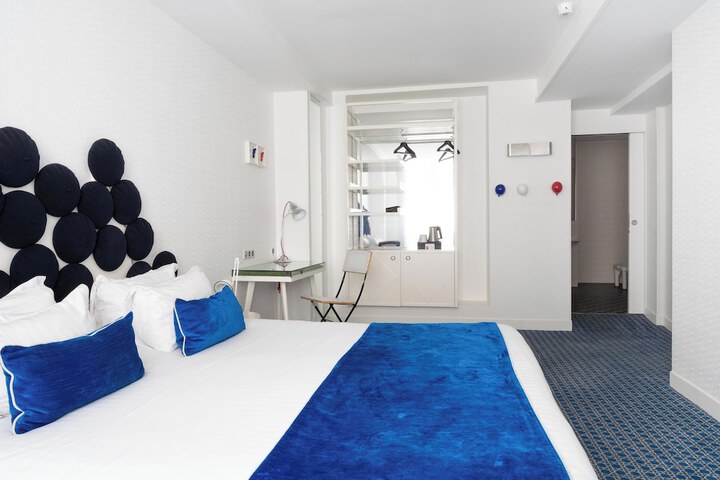 Room 56 of 114