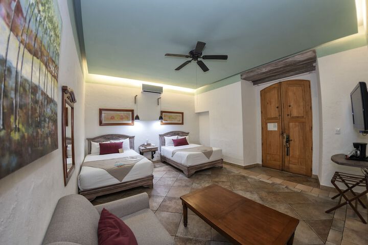 Room 26 of 225