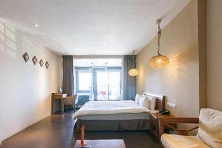 Room 22 of 100