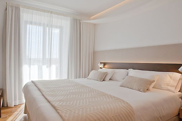 Room 4 of 71