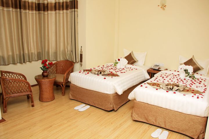 Room 5 of 26