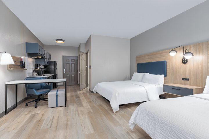 Room 44 of 86